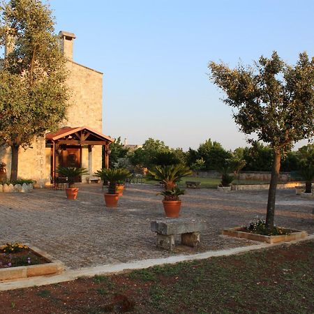 Masseria Tolla Остуни Екстериор снимка