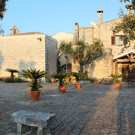 Masseria Tolla Остуни Екстериор снимка