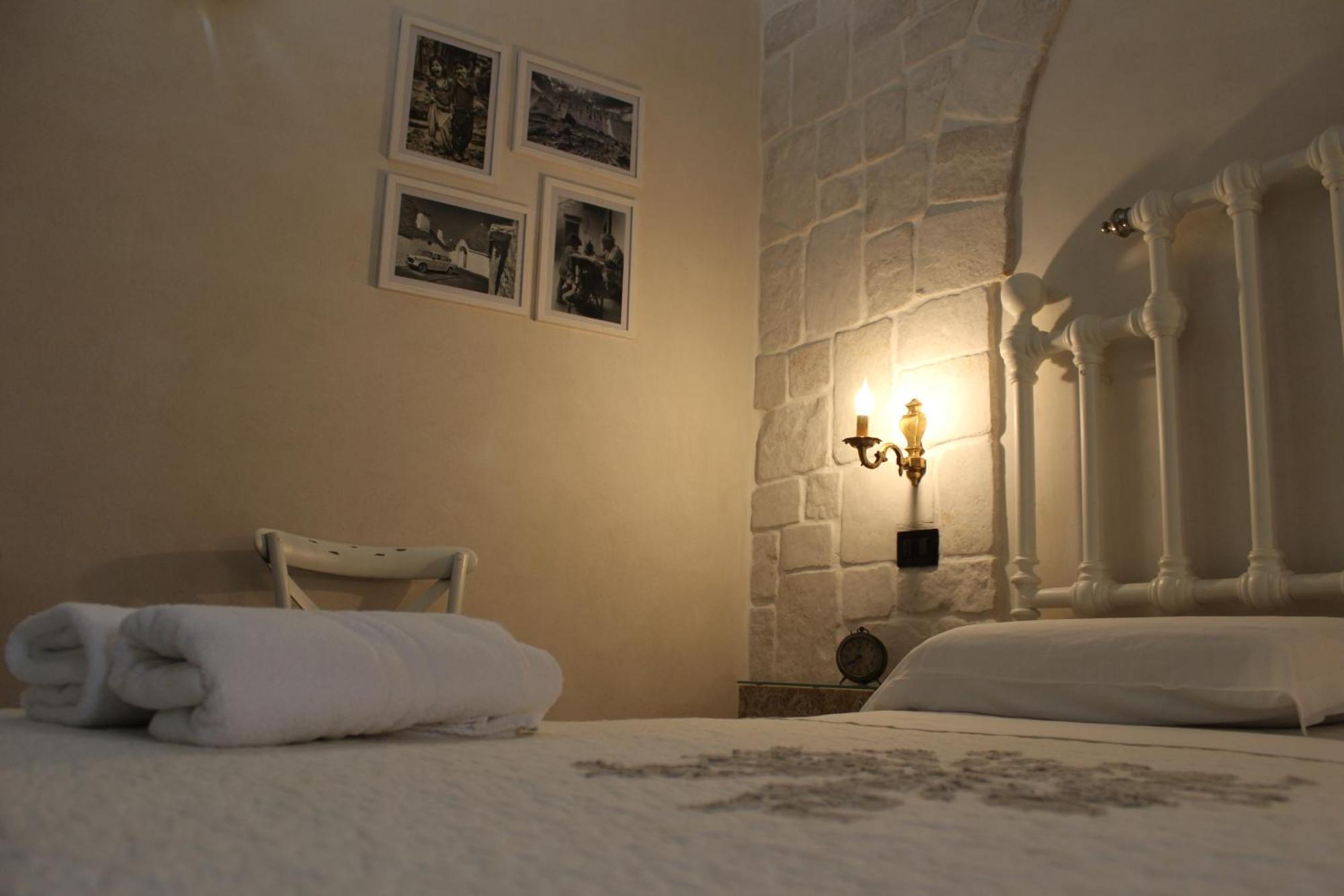 Masseria Tolla Остуни Екстериор снимка
