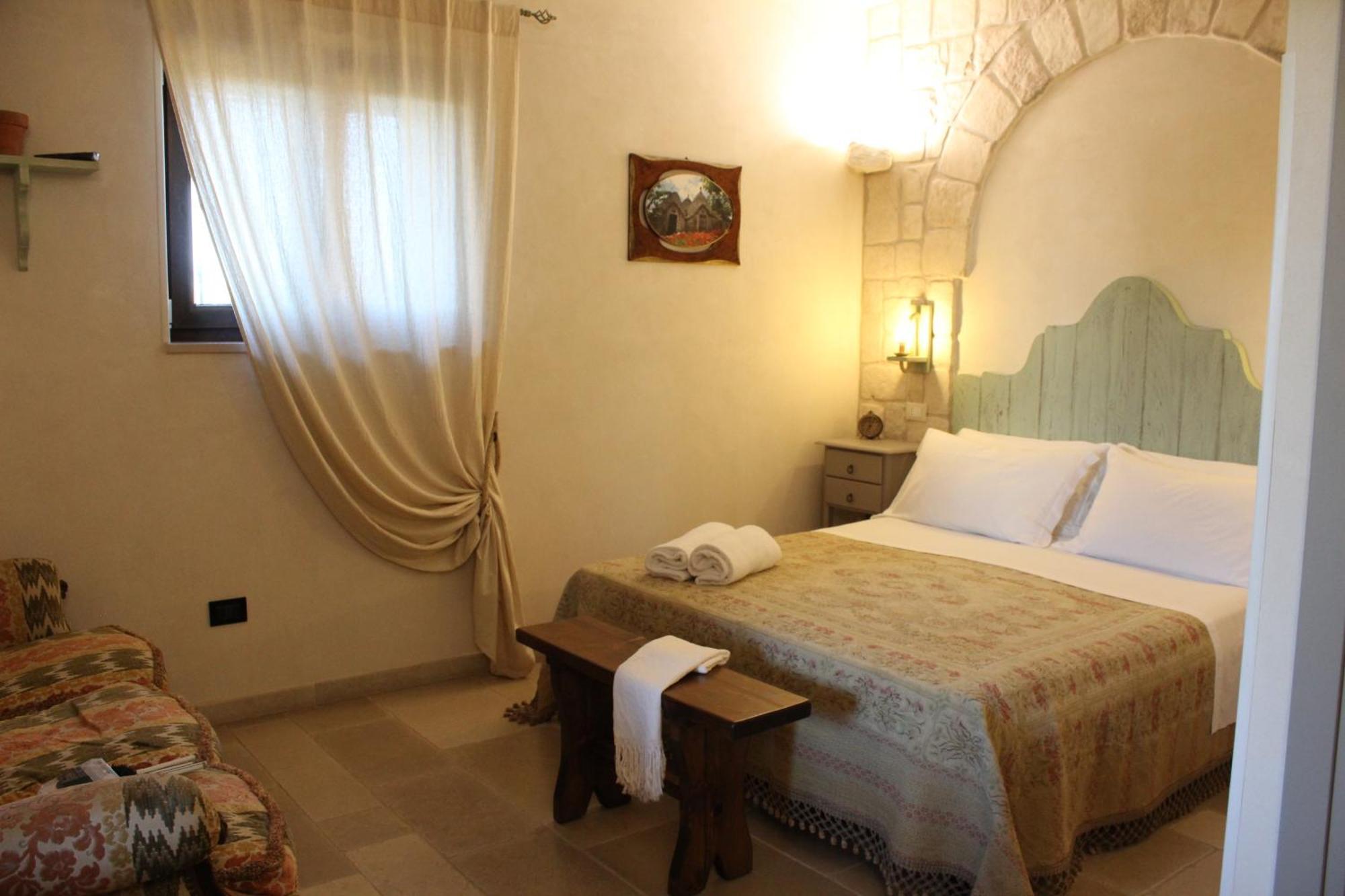 Masseria Tolla Остуни Екстериор снимка