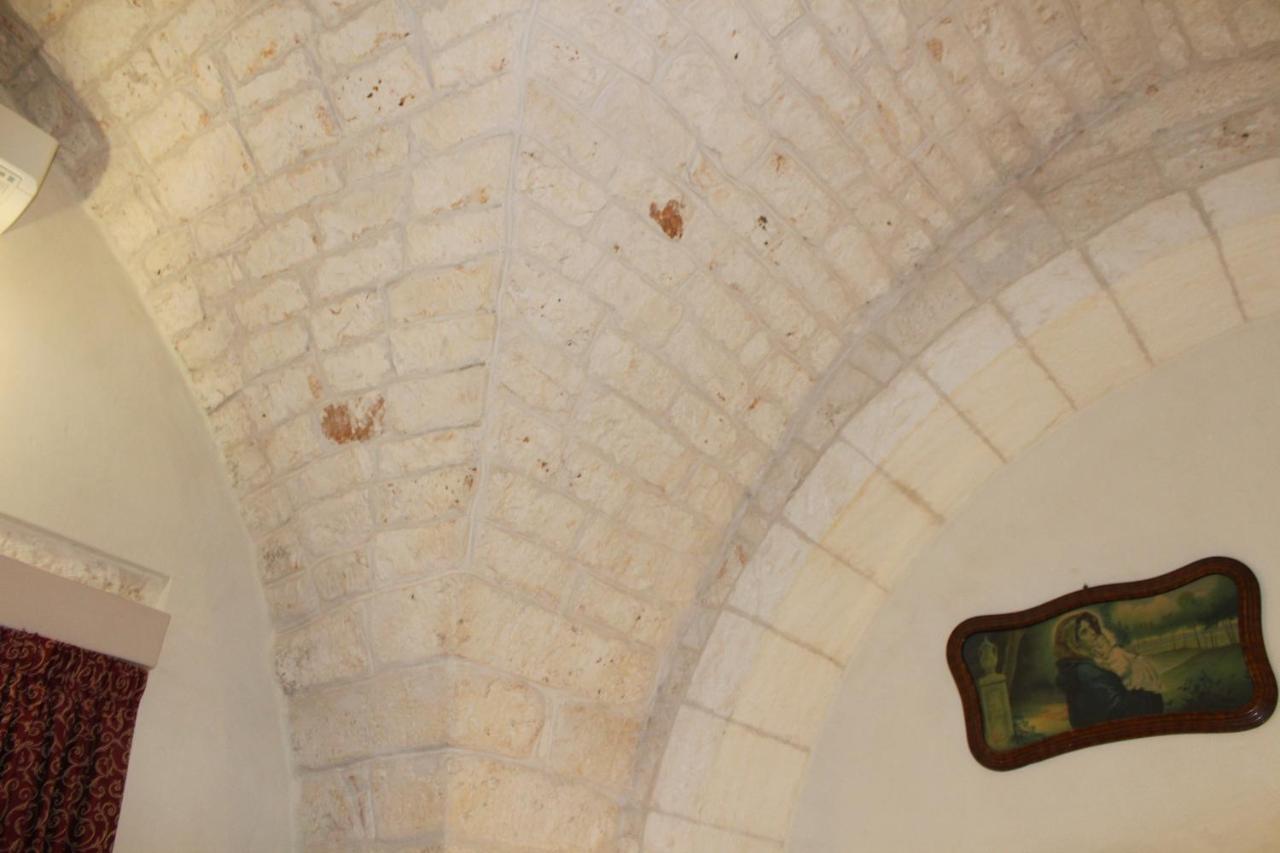 Masseria Tolla Остуни Екстериор снимка
