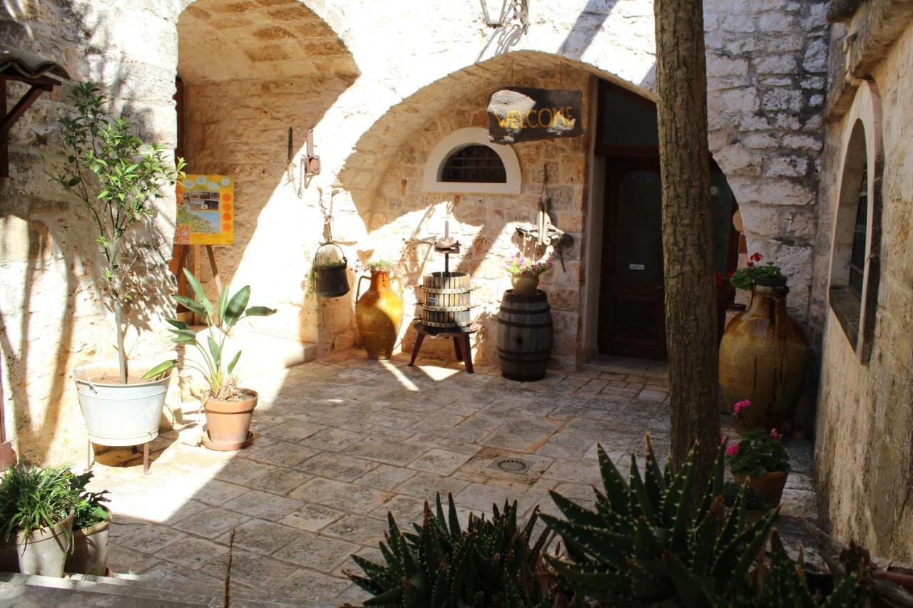 Masseria Tolla Остуни Екстериор снимка